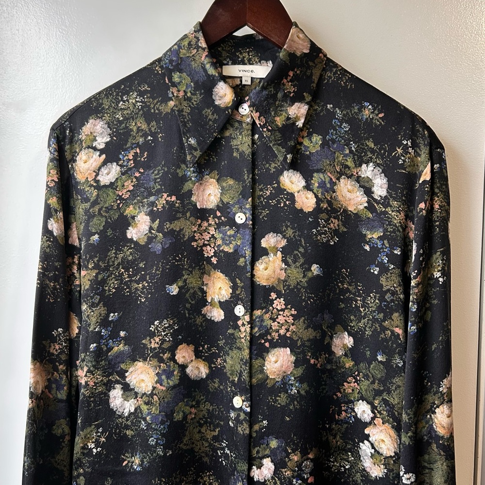 New VINCE 100% Silk Rose Field Blouse - Picture 5 of 11